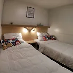 U La La