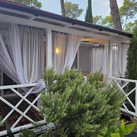 U La La Campsite Biograd Na Moru