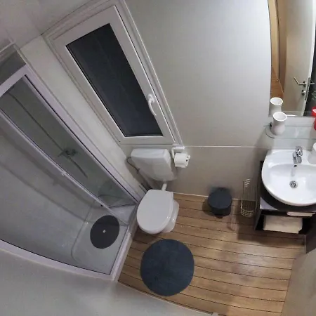 U La La キャンプ場 ビオグラード・ナ・モル