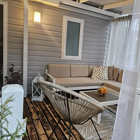 U La La 2* 비오그라드나모루